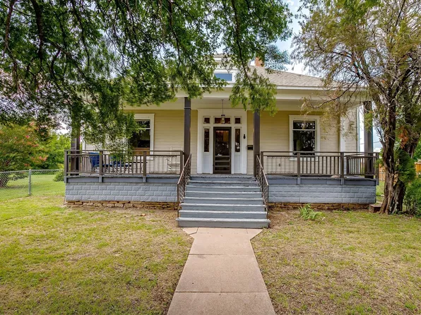 701 S College St, Hamilton, TX 76531