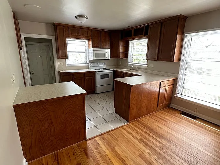 3607 Reed Ave — Photo 5