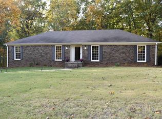 106 Hickory Cv, Florence, AL 35634