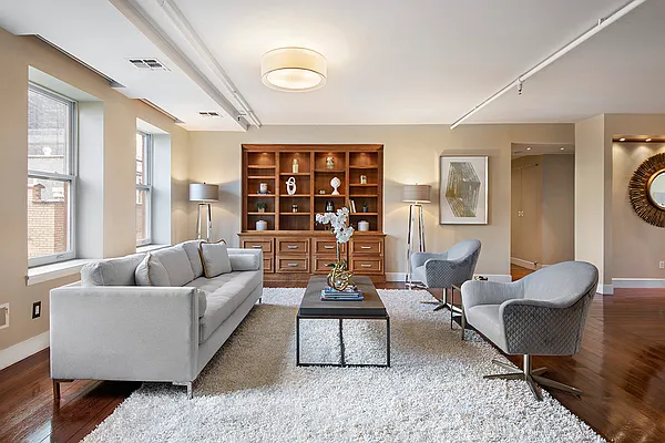 Sold by Compass | media 26