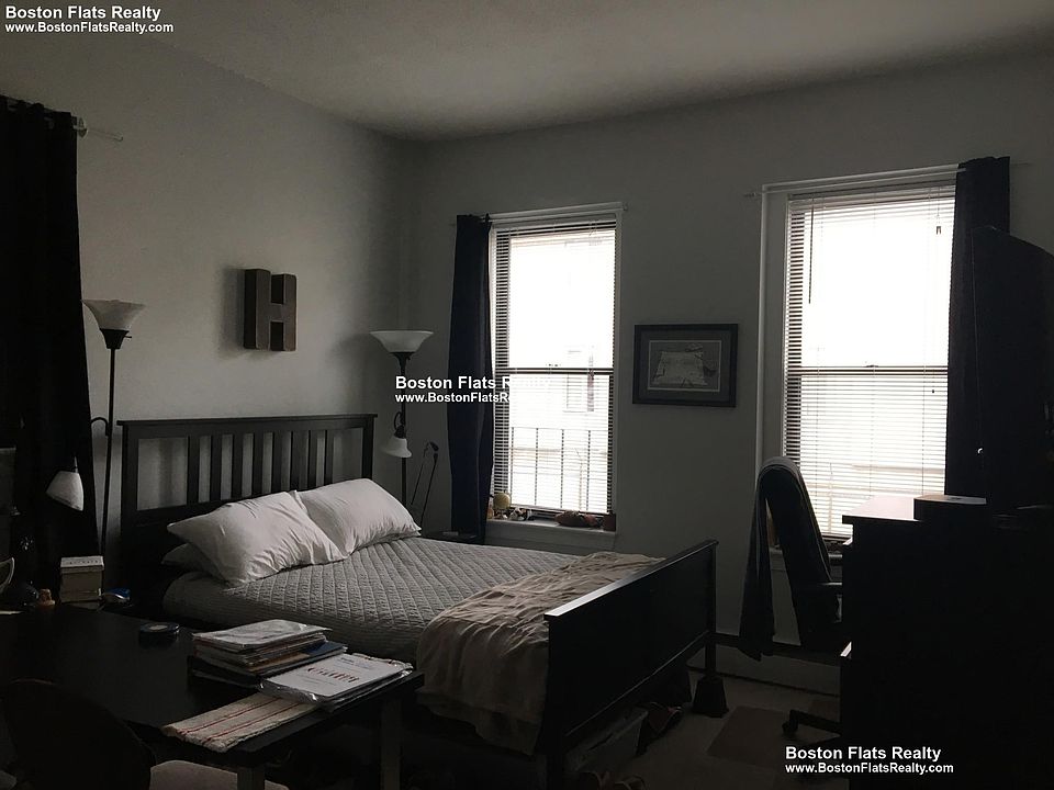 2nd image of 158 Saint Botolph St #10A