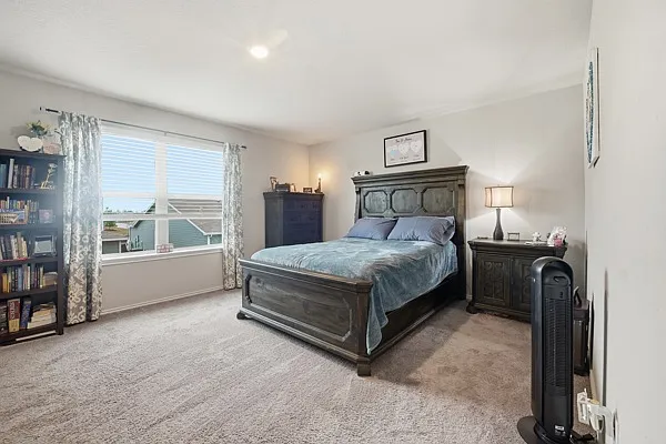 2405 Ayers Dr — Photo 11
