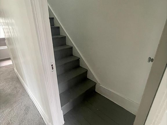 5th image of 160 Hager St #2