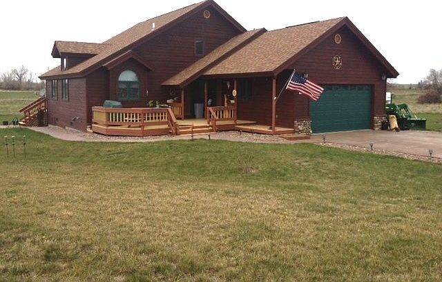 1st image of 202 Park Dr