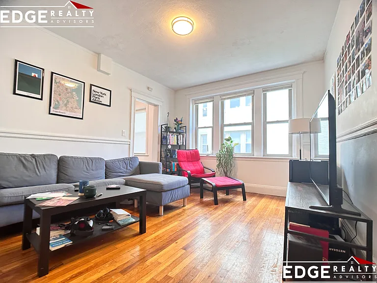 264 Kelton St #2 — Photo 3