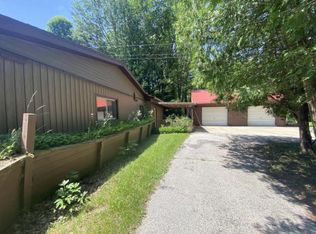 5476 Leix Rd, Mayville, MI 48744