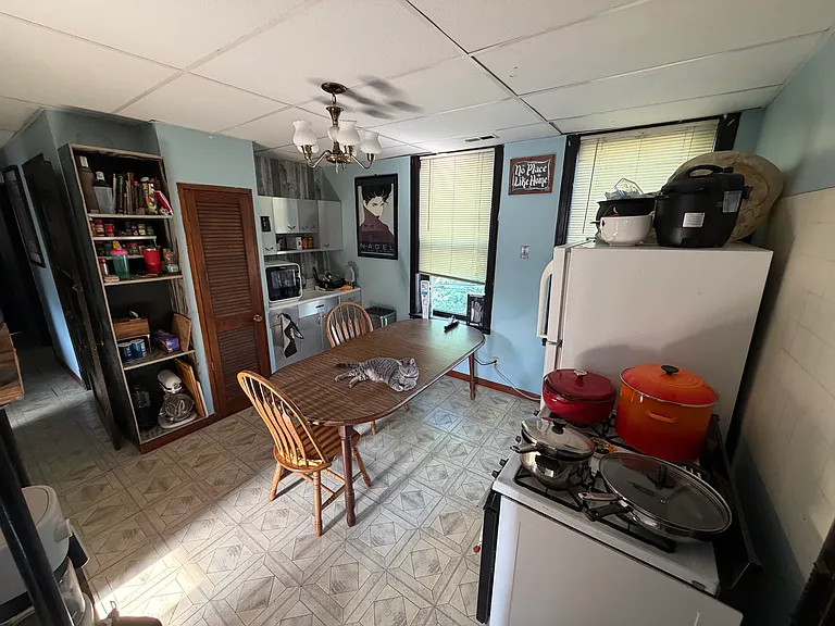 942 W 34th St #2F — Photo 3