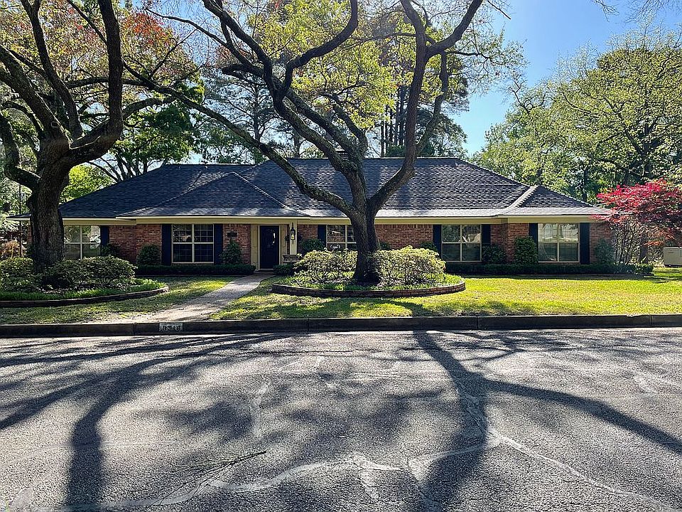 1st image of 8318 Columbia Dr
