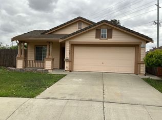 404 Pescadero Ave, Tracy, CA 95376