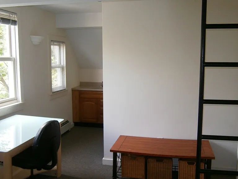 123 Highland Pl #3 — Photo 9
