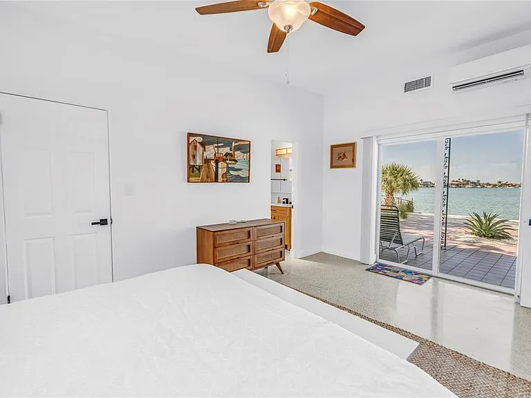 7100 S Shore Dr S — Photo 18