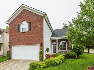 693 Kingsbury Rd, Lexington, KY 40509