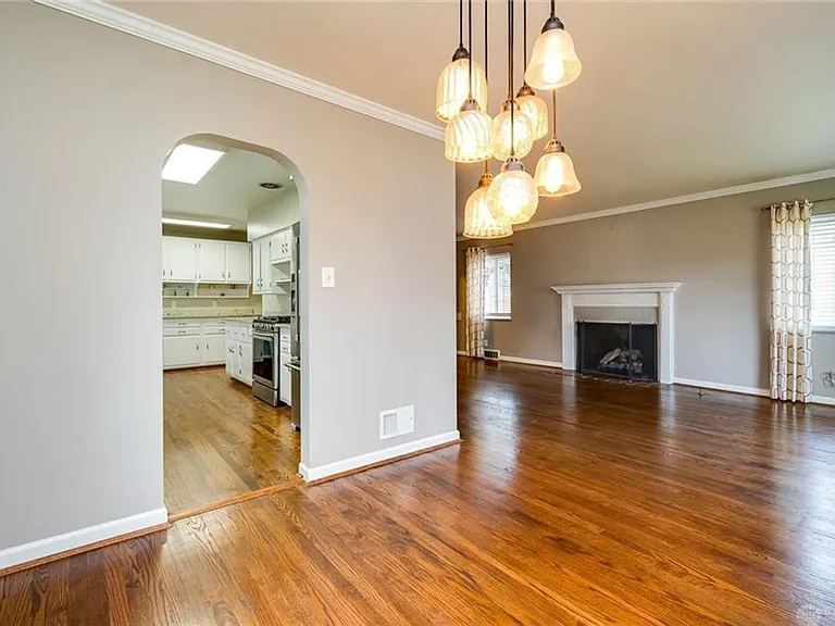 314 Beverly Pl — Photo 11