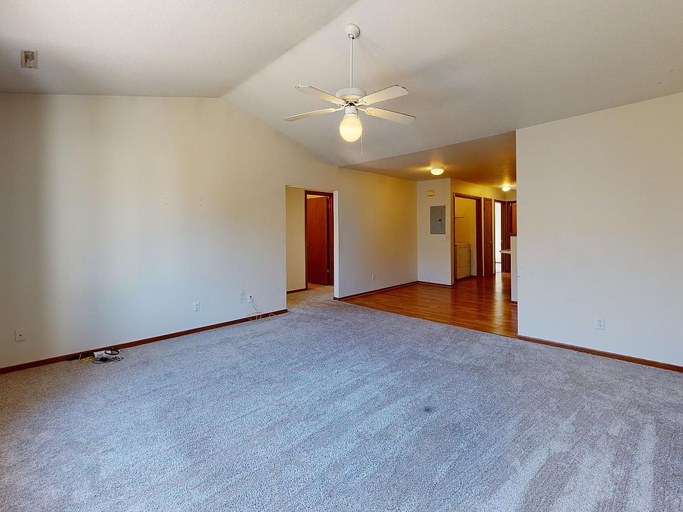 1st image of 4517 Steinbeck St Unit 2
