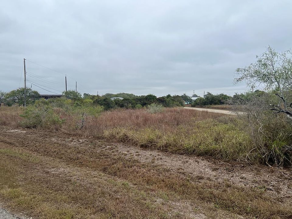 1st image of 186 Dolphin Dr