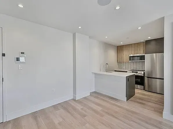 2605 Snyder Avenue 7B image 3 of 23