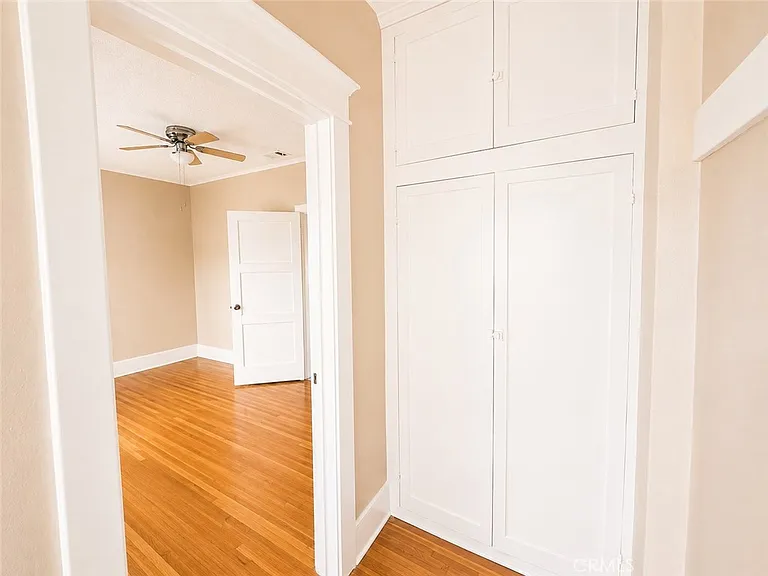 103 S Ardmore Ave — Photo 16