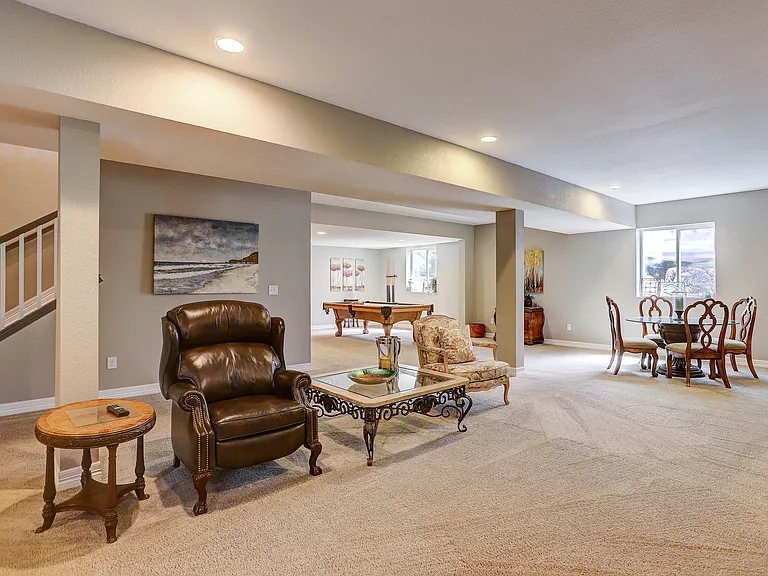 610 Grenville Cir — Photo 17