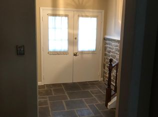 825 Gobin Dr, Carlisle, PA 17013