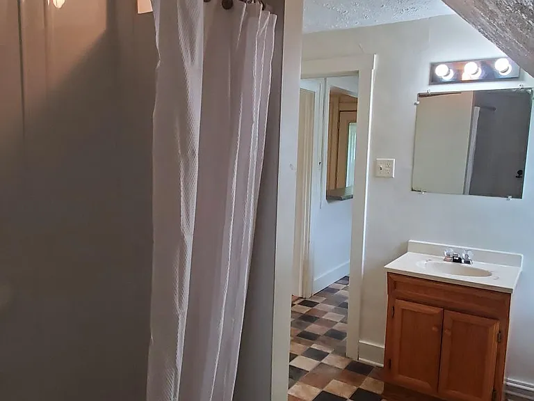 3901 S Harmon St — Photo 5
