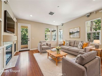 33 Perennial, Irvine, CA, 92603