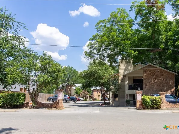 421 W San Antonio St #2-I, San Marcos, TX 78666