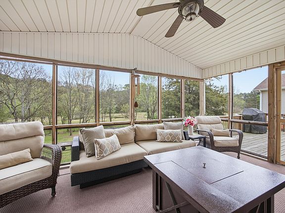 3rd image of 116 Drivers Ln