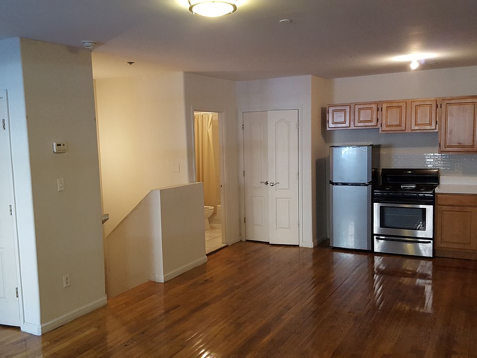 1st image of 176 Scholes St #A