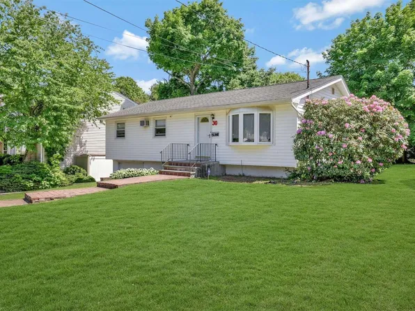 30 Vermont Street, Melville, NY 11747