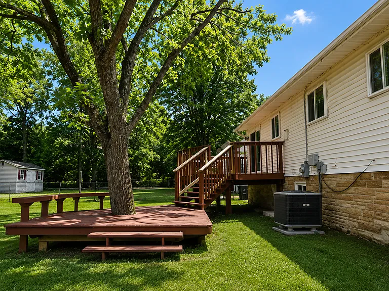 4310 Ridgecrest Dr — Photo 3