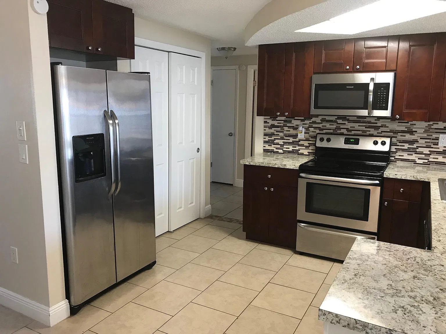 2 bed, 1244 sqft, $1,785 — Photo 1