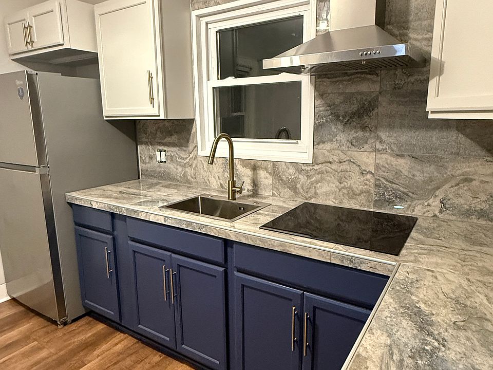 1st image of 515 Hagel Ave #2