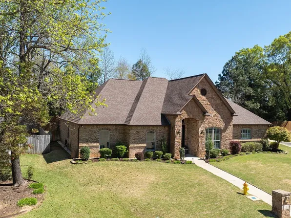 3 Whitney Cir, Texarkana, TX 75503
