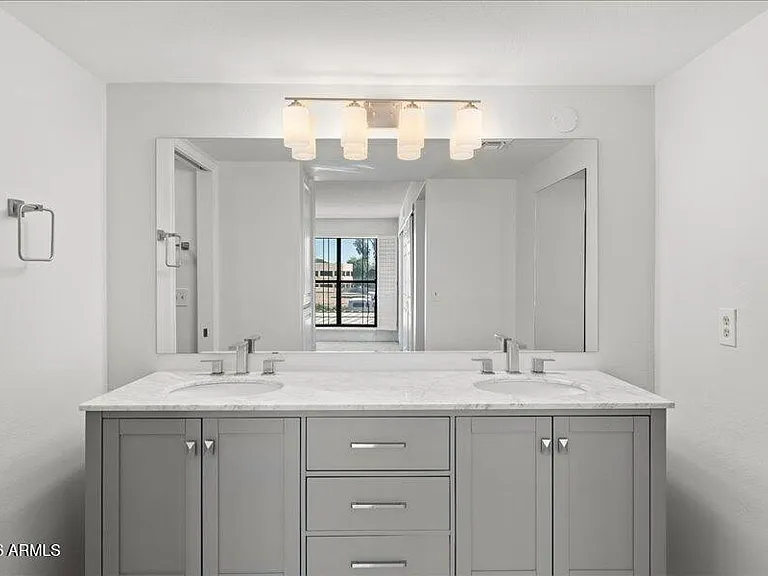 5122 N 31st Way #227 — Photo 19
