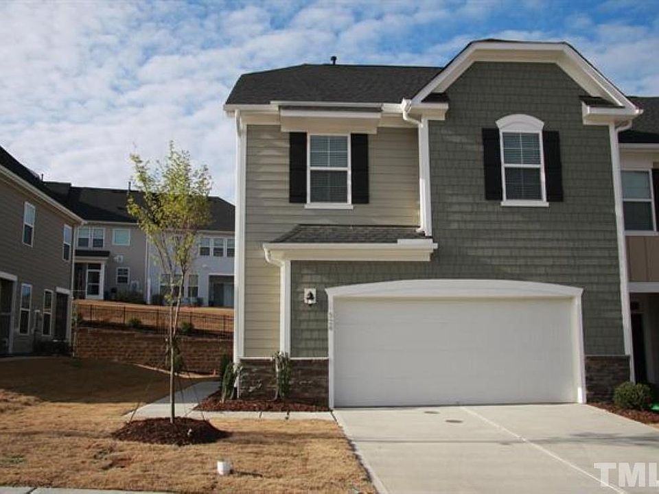 2nd image of 526 Catalina Grande Dr
