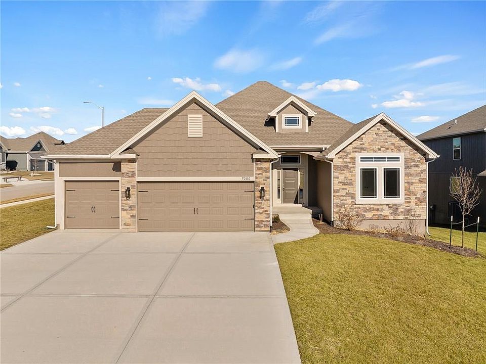 1st image of 7000 NE 102nd Ct