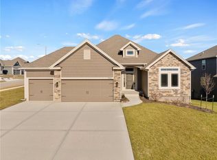 7000 NE 102nd Ct, Kansas City, MO 64156