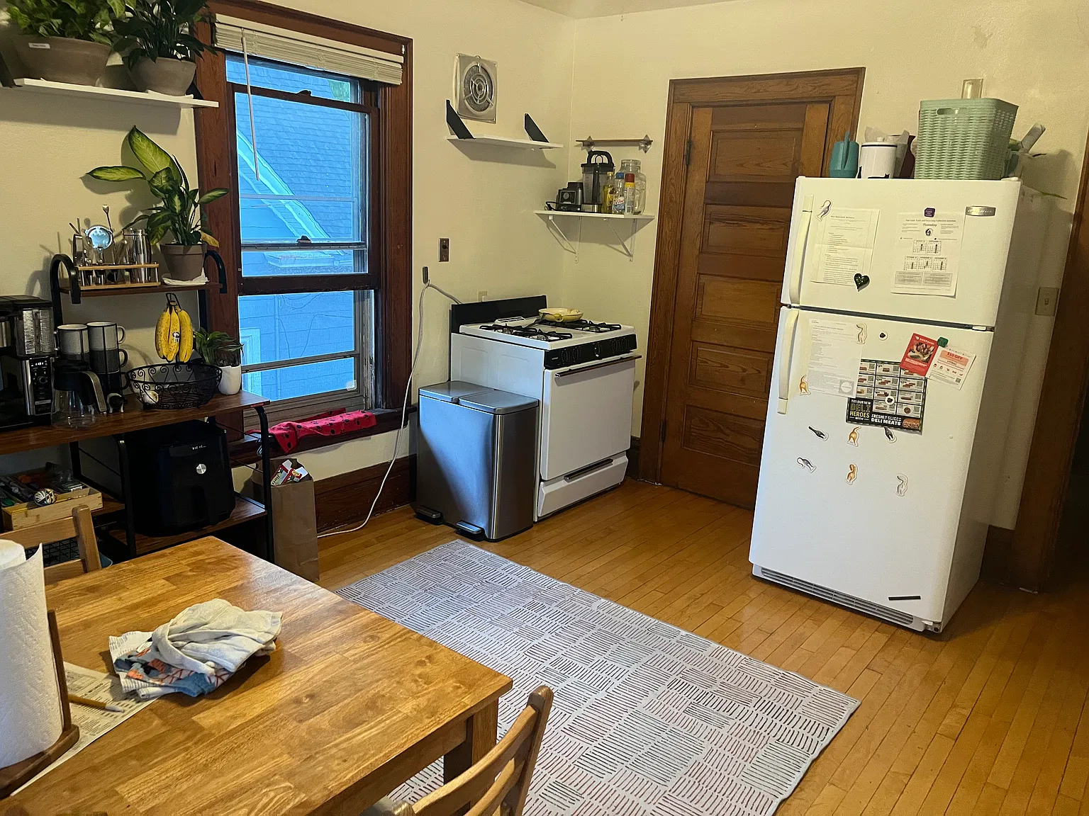 3 bed, $1,995 — Photo 3