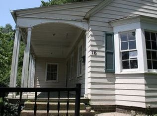 16 Spring St, Glouster, OH 45732