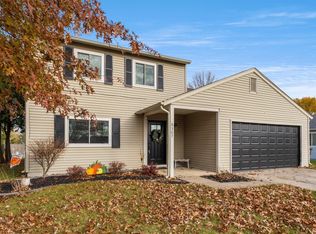 8307 Lionsgate Run, Fort Wayne, IN 46835