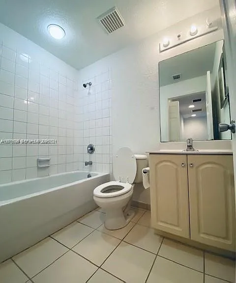 6055 SW 19th Ct #6055 — Photo 13