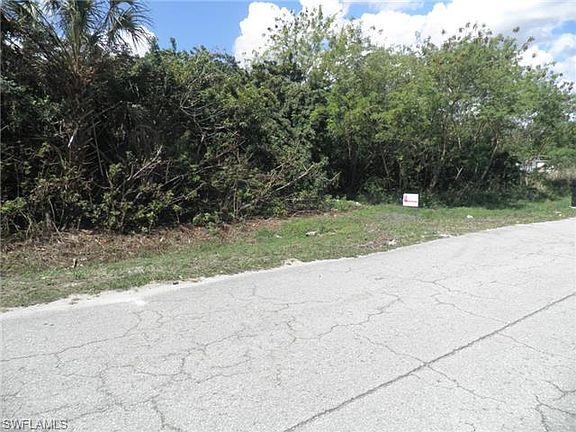 2nd image of 8260 Tolles Dr