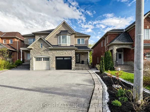 69 Gamble Glen Cres, Richmond Hill, ON L4S 2T3