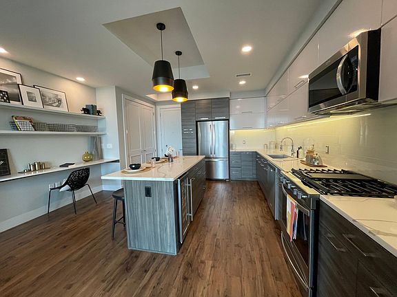3rd image of 583 S Ogden St #610
