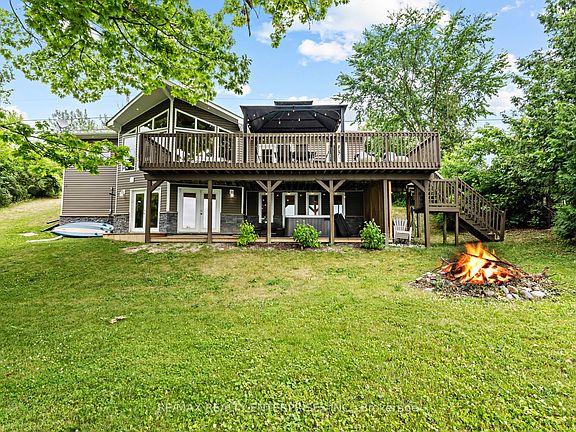 3rd image of 14 Parker Dr