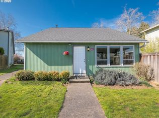 16611 SE Naegeli Dr, Portland, OR 97236