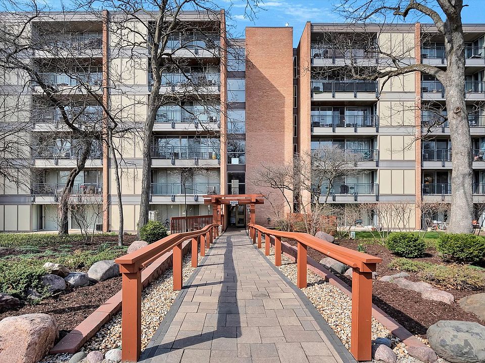 1st image of 6010 Oakwood Dr APT 4A