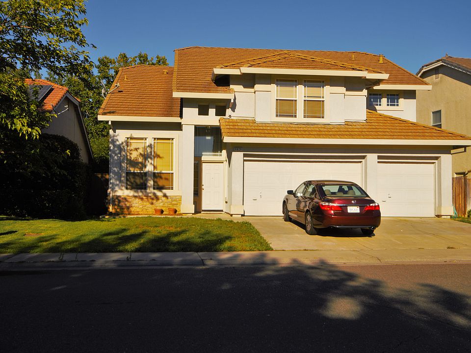 1st image of 8829 Sheldon Creek Dr