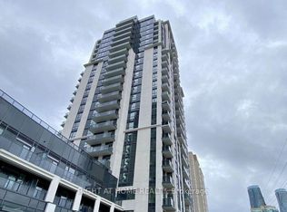 202 Burnhamthorpe Rd E #1607, Mississauga, ON L5A 3R8