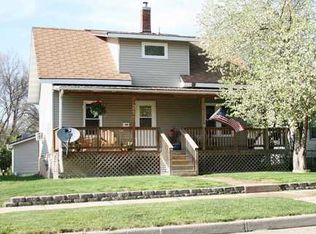 211 13th Ave SE, Minot, ND 58701